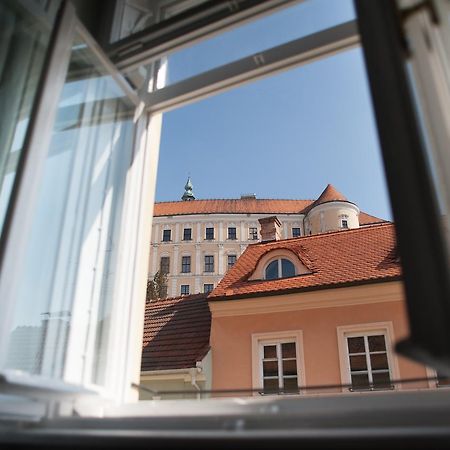 Penzion Husa Mikulov Exterior foto
